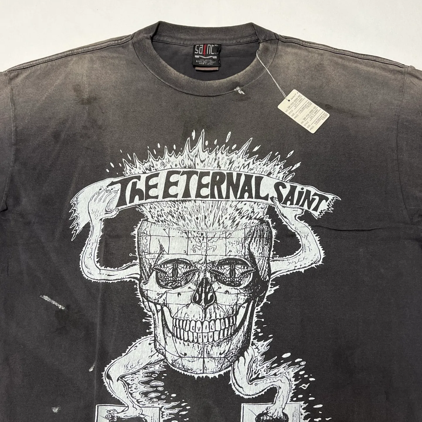 SAINT Mxxxxxx SS TEE/THE ETERNAL/BLK Latest Skeleton Beetle Distressed Sulfur Dyeing Retro Short Sleeves Washed Black S-XL Garment Dyeing Rewashed for Distressed Horse Replacement Faded Top Printing Technology Simulates Natural Distressed Style Really Correct Version Original Consistent Main Mark/Washed Mark/Angel Anti-Counterfeiting Mark